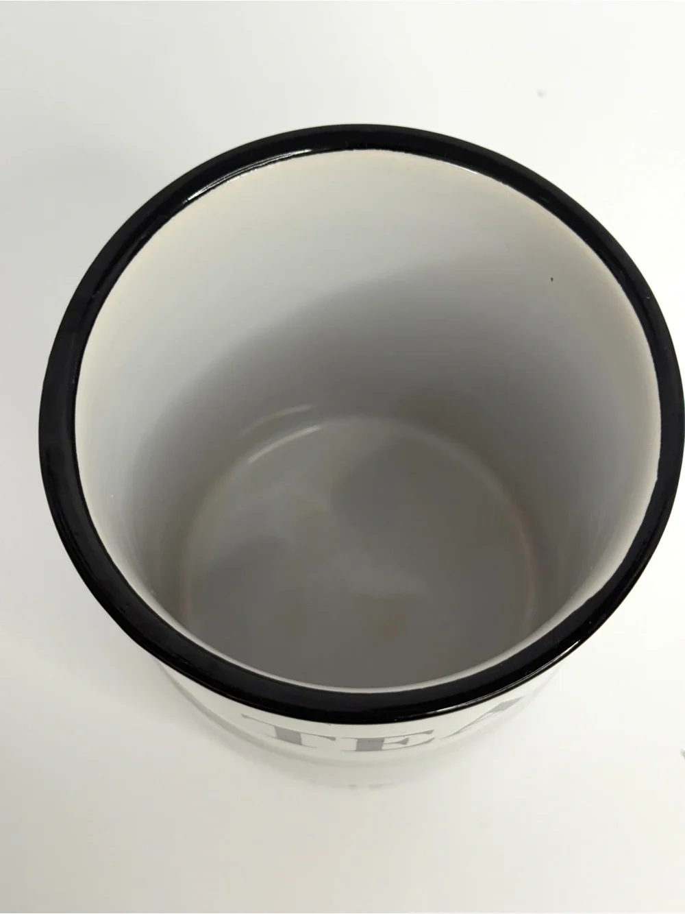 District 23 Tea Canister Black/White  | Kitchen